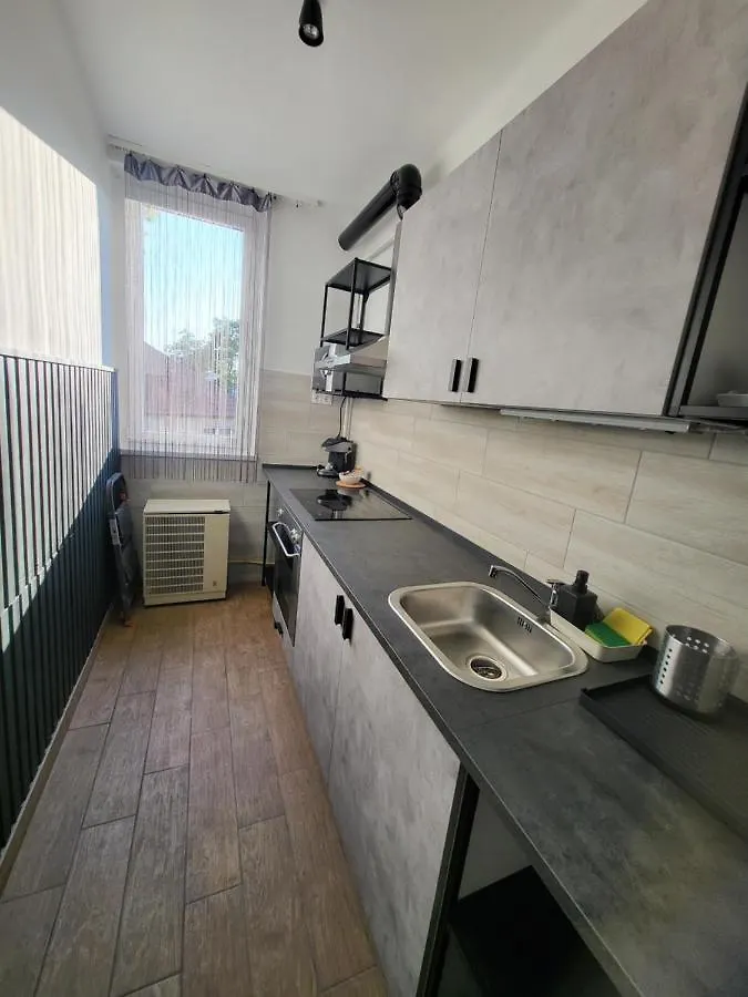 Pearl Apartman Debrecen Apartment